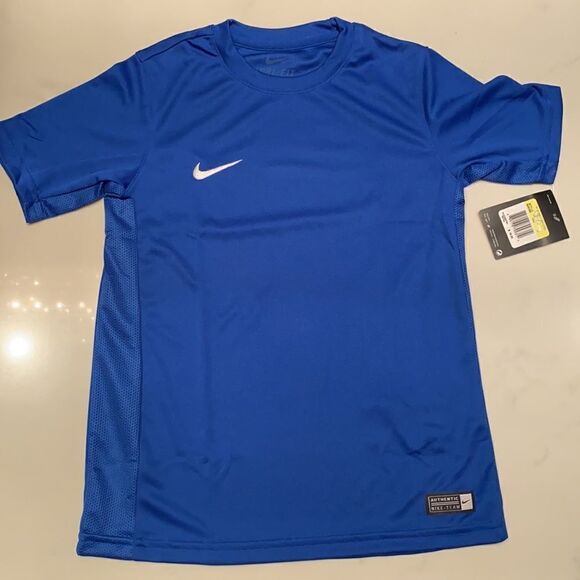 Nike Youth Soccer T-Shirt Small - Picture 1 of 7